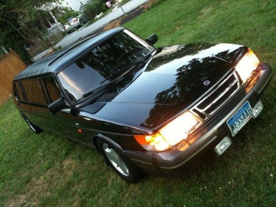  Saab 900 Turbo Limo 1985 года  (фото 18 из 18)